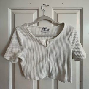 Princess Polly crop top with zipper.